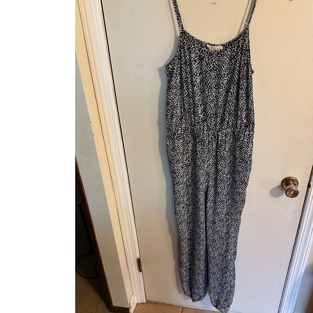 Banana Republic Heritage Collection Animal Print Jumpsuit Black White‎ Womens 4